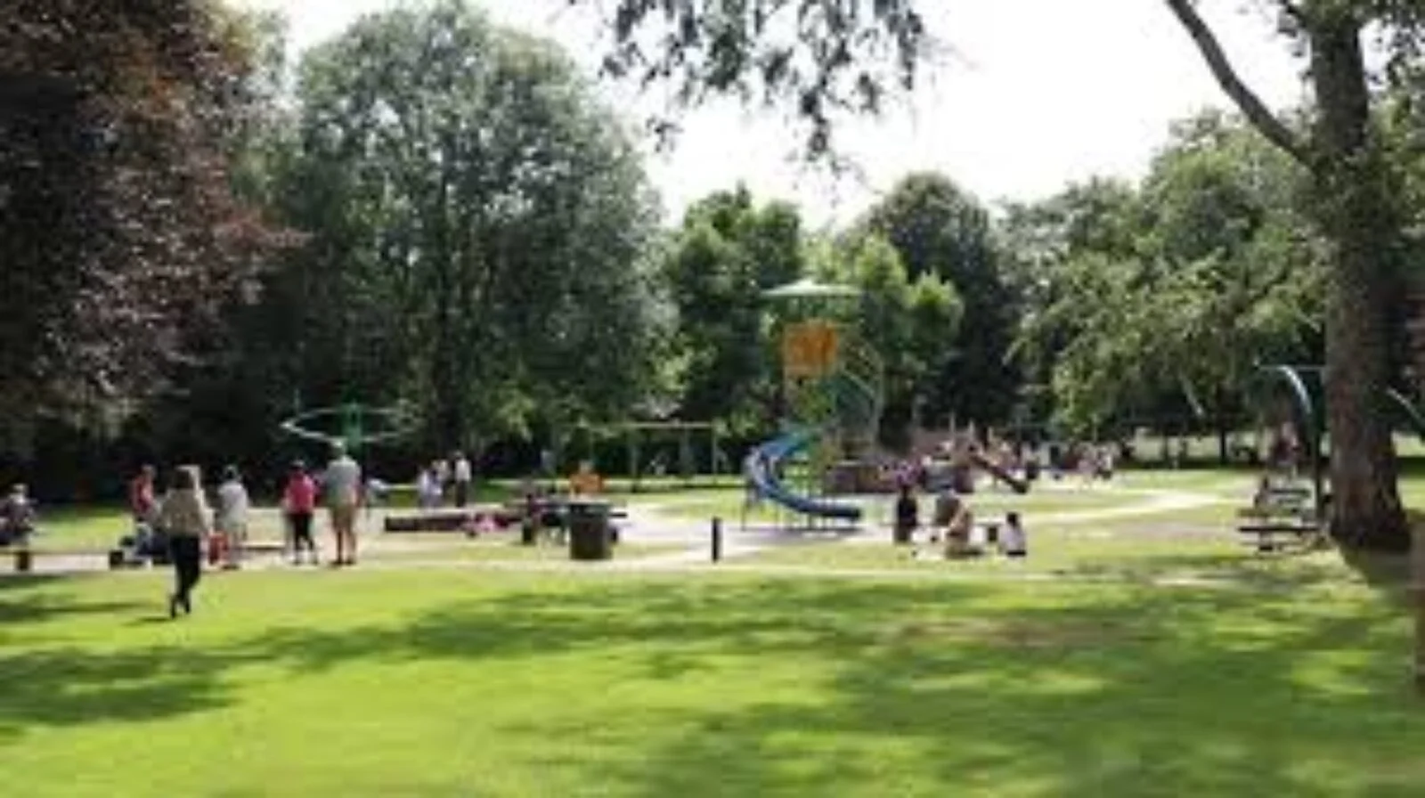 Meadowlands Leisure Centre & Park