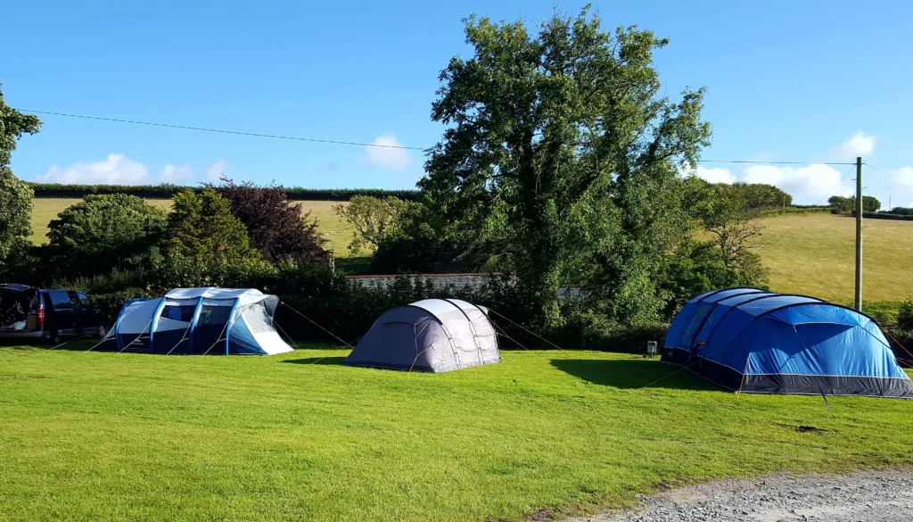 Valley View – Non-Electric Camping & Campervans