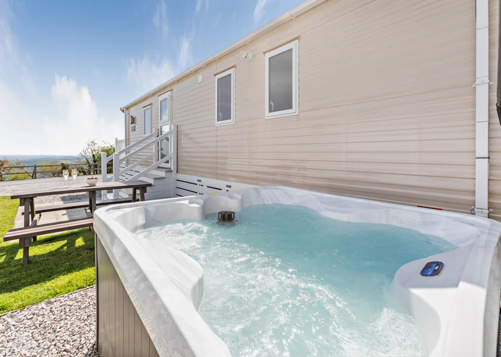 Escape to Downderry at Tamar View Holiday Park!
