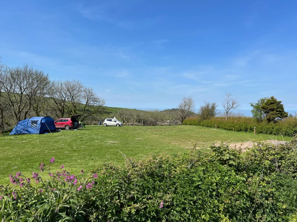 Valley View – Non-Electric Camping & Campervans