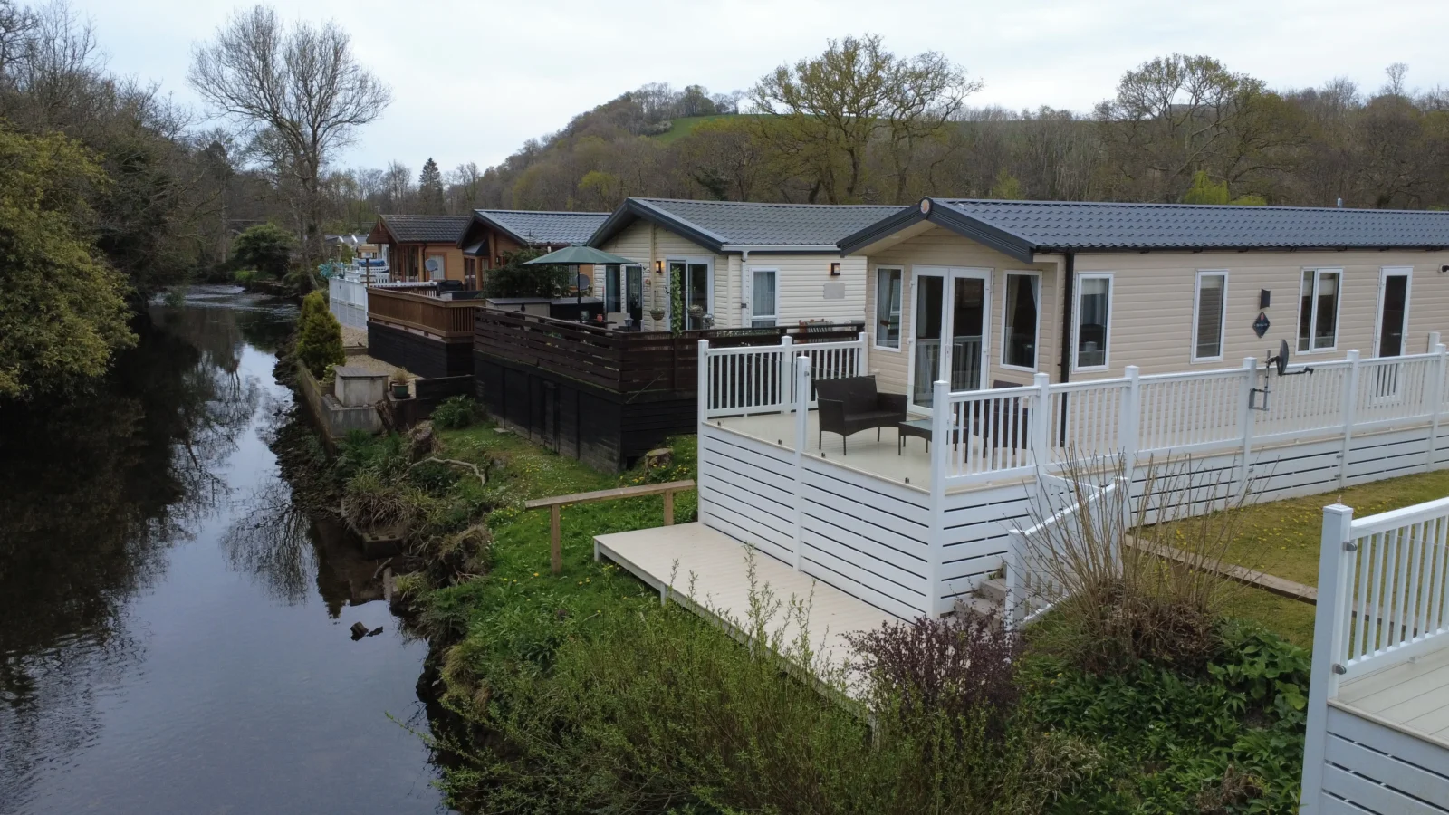 Sunseeker Twilight Riverside Holiday Home