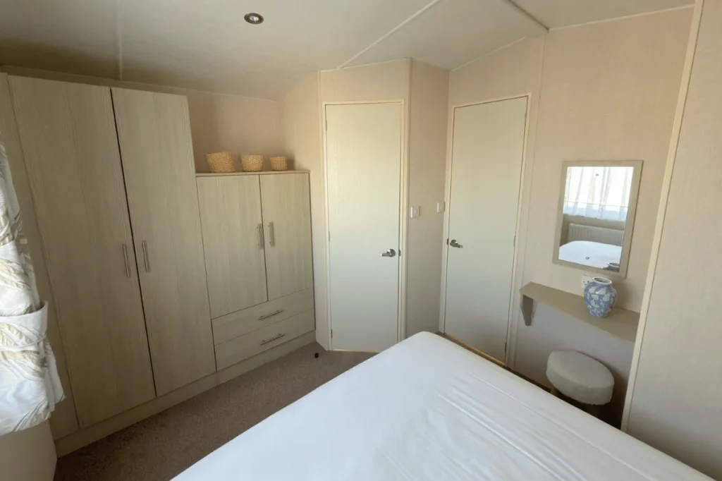Master Room 2 bedroom holiday caravan for sale brean