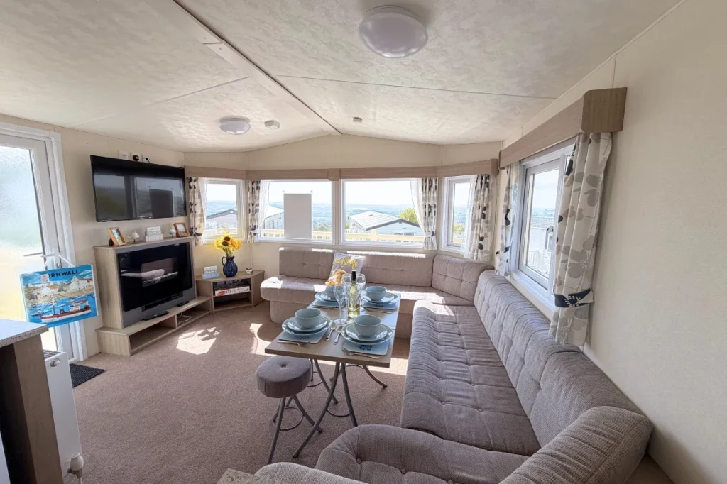 2019 delta bromley living area