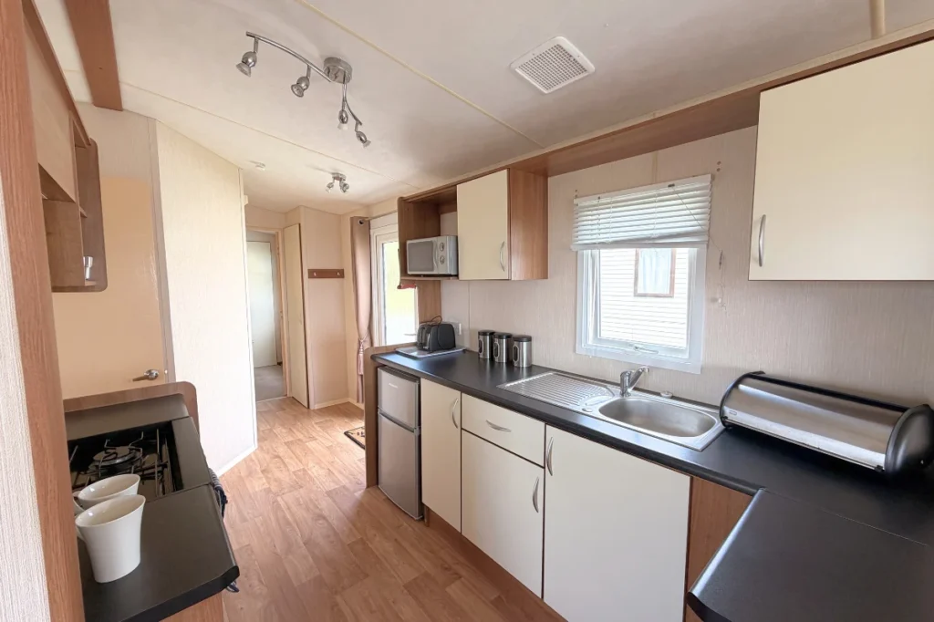 ABI Vista Platinum 2011 kitchen Tamar View holiday home
