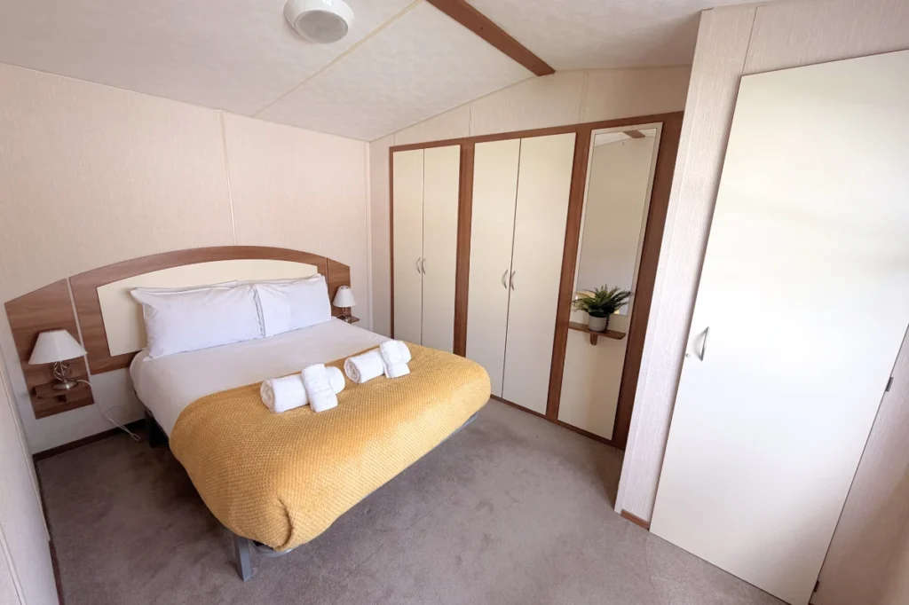 Main bedroom ABI Vista Platinum caravan Cornwall
