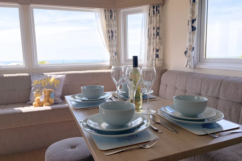 delta bromley dining area cornwall holiday park