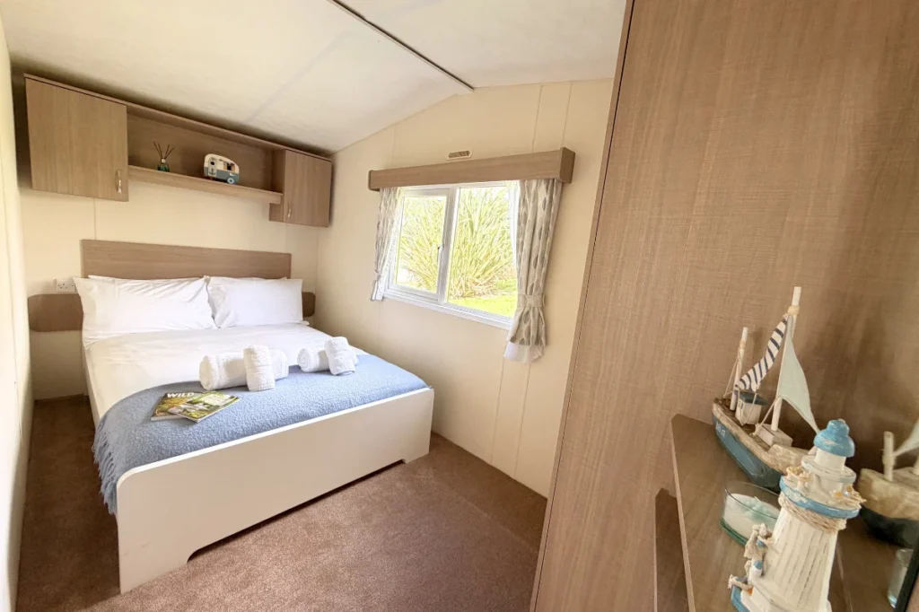 delta bromley master bedroom tamar view